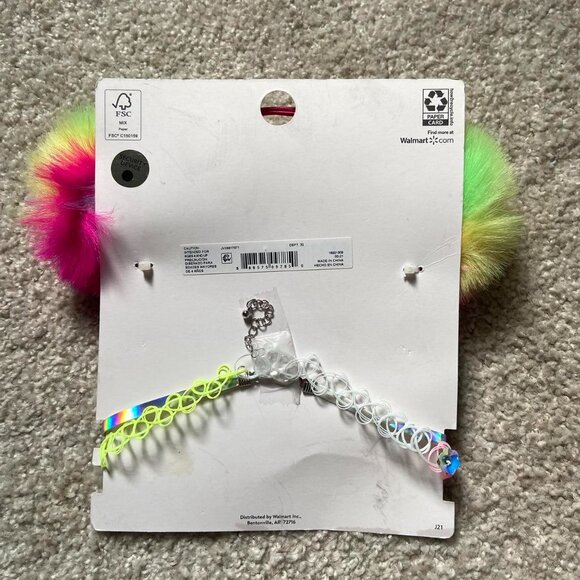 New Furry Pom Pom Headband and Choker Set - Picture 3 of 3